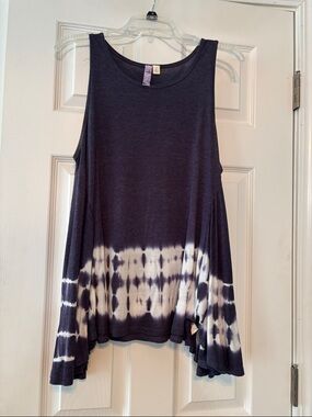 Alya Navy and White Tie-Dye Swing Tank Top